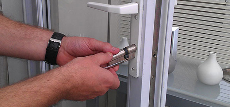 Commercial Door Lock Repair in Strawberry